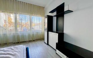 De inchiriat Apartament modern 3 camere cu curte privată şi parcare - Poză 3
