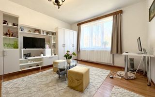 Casa pe 3 niveluri cu teren de 1900 mp in Com. Baisoara. - Poză 7