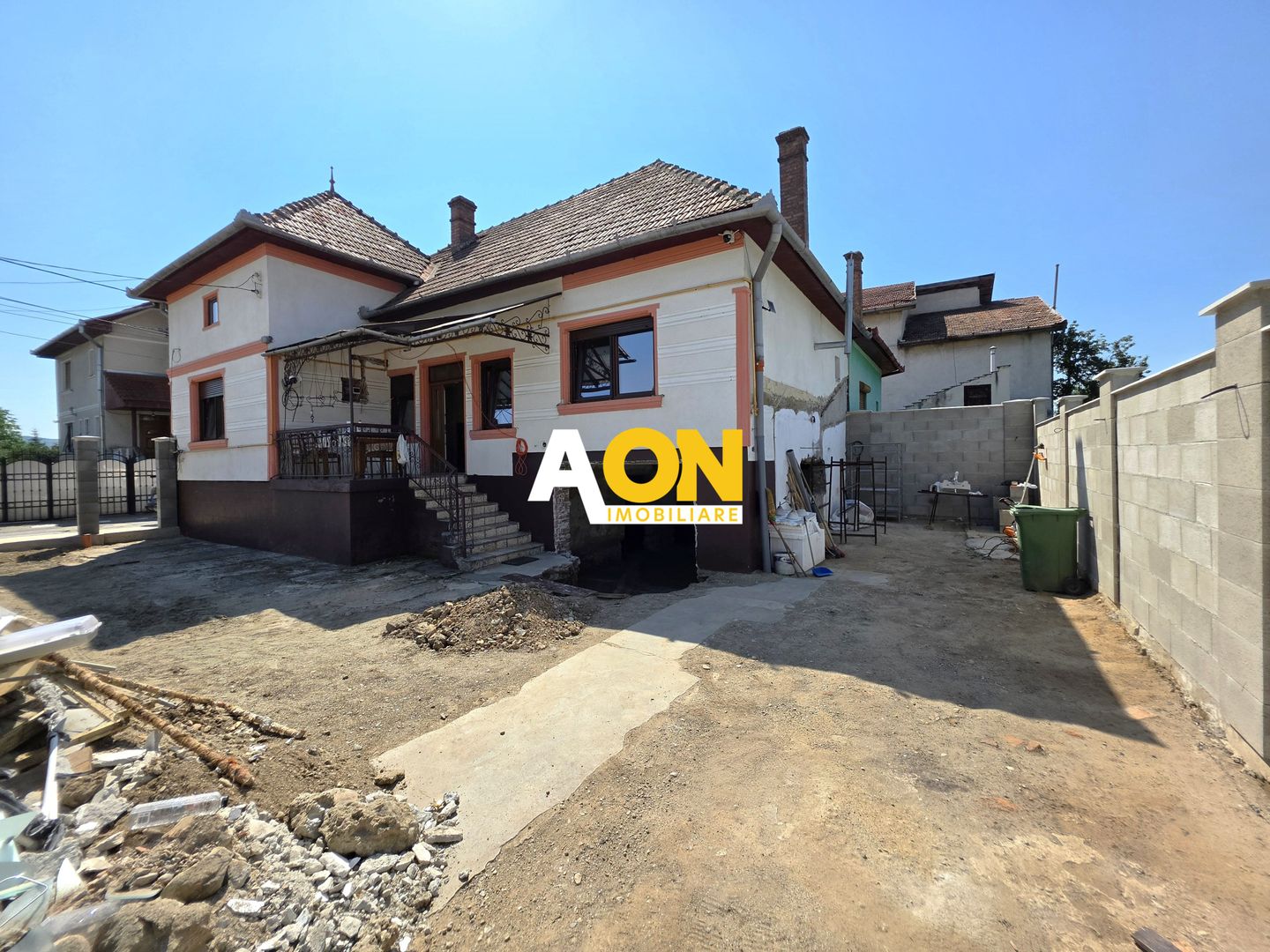 Casă semifinisată, 4 camere, 350 mp teren, la asfalt, zona Centru - Poză 3