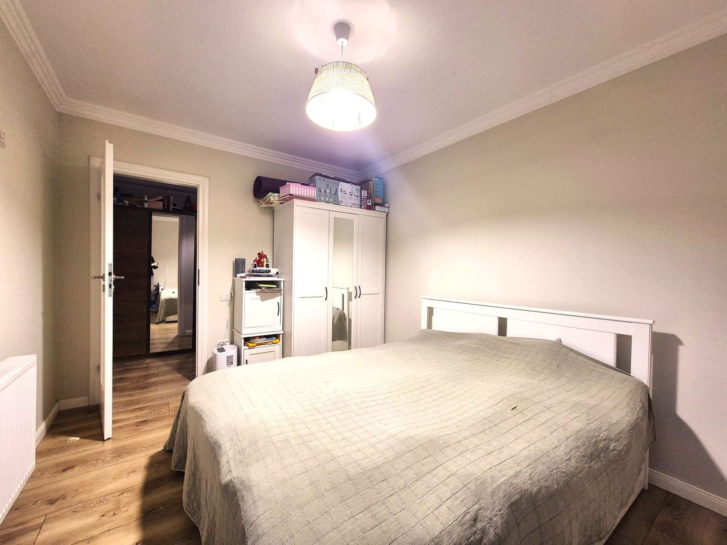 Zona Coresi, 2 camere ,59 mp,  cu grădină proprie și  loc de parcare. - Poză 10