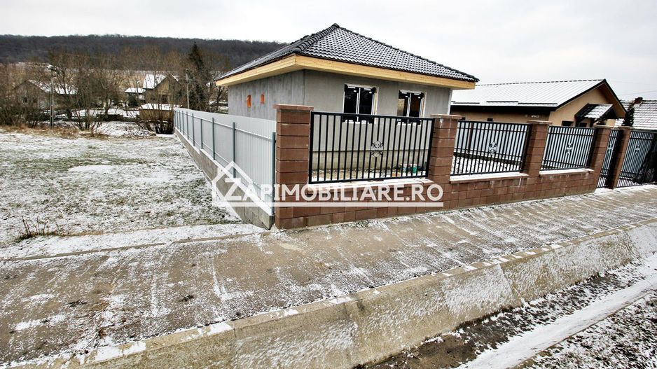 Casa 3 camere, 85mp, 430mp teren, garg,pavaj,0% comision - Poză 12