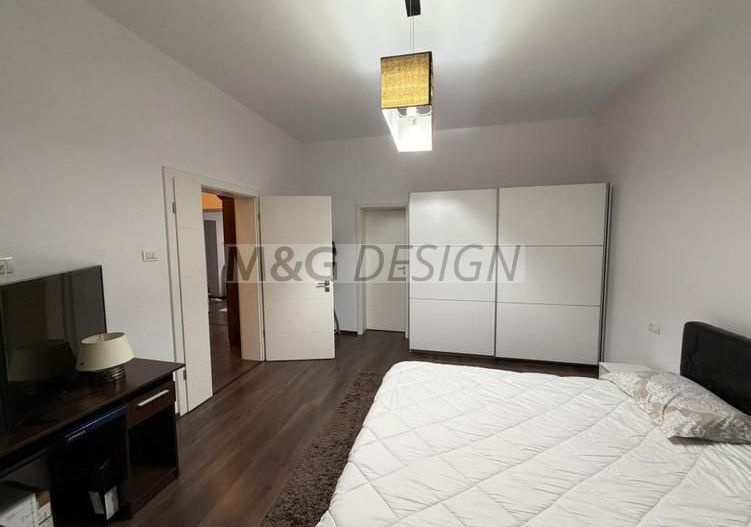 Apartament 3 camere amenajat lux zona Sinaia - Poză 11