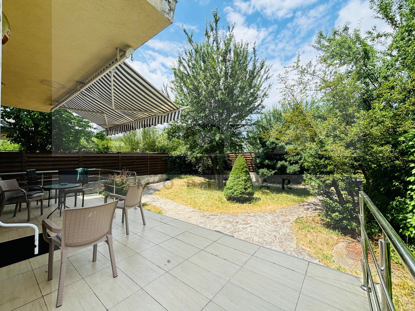 Casa moderna, 155 mp utili, ideala pentru o familie - Poză 16