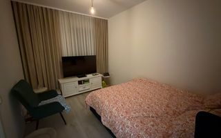 Decomandat. Cu gradina proprie. Mobilat si utilat - Poză 5