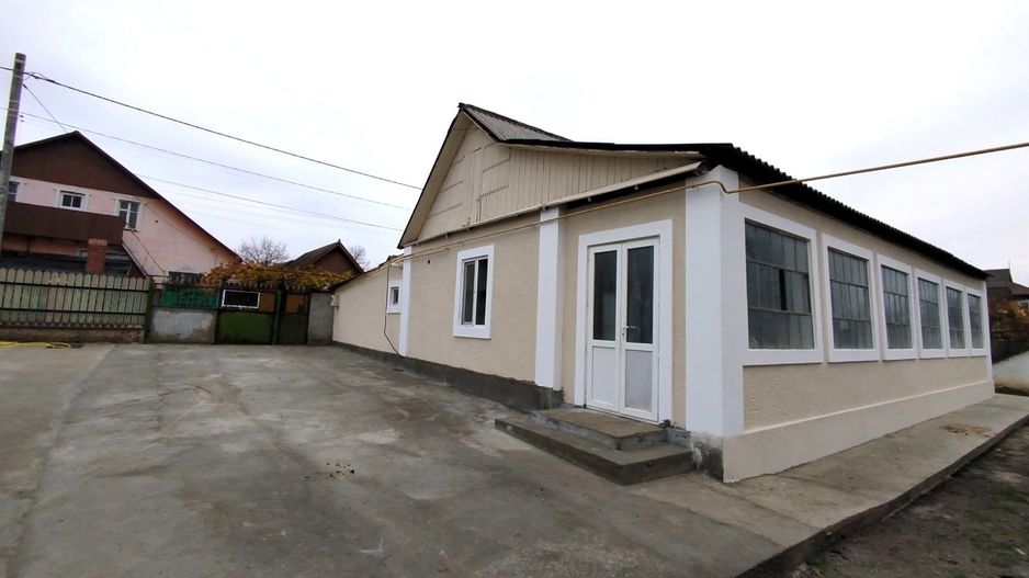 Casă de vânzare – 3 camere, teren generos 18 ari – Bulboaca, Anenii Noi - Poză 3
