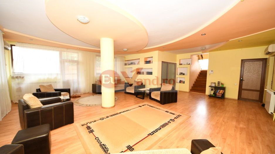 Vila spatioasa, pretabil pentru locuit/clinica, zona Micro 17 – Galati - Poză 38