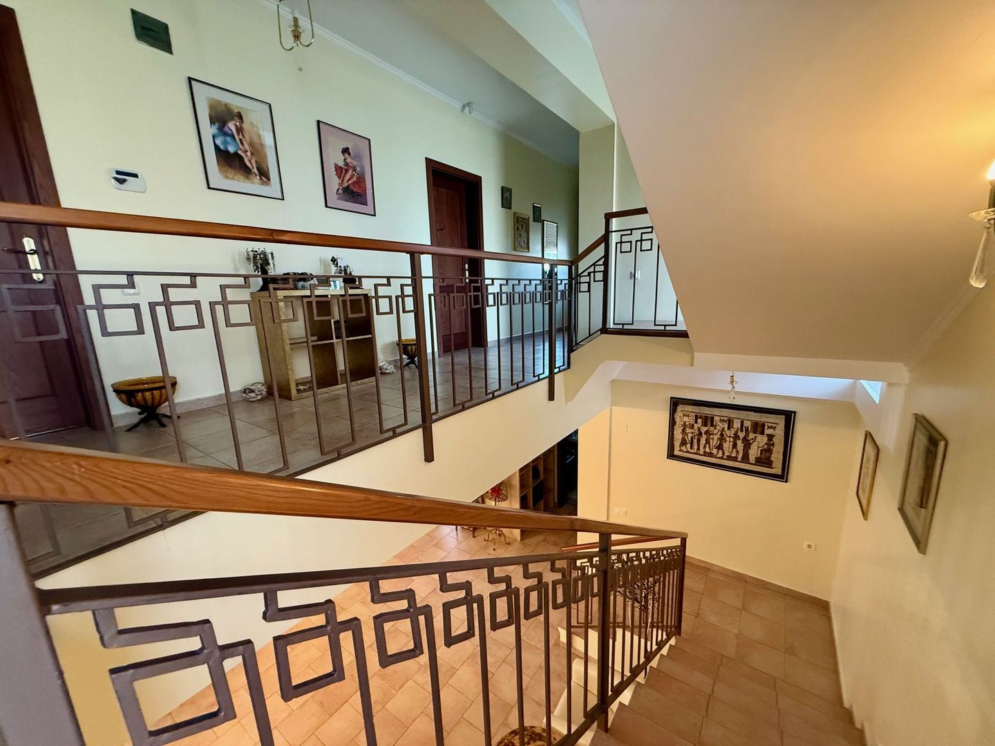 Vila 6 Camere de Vanzare I Mogosoaia - Poză 14