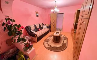 Apartament cu 3 camere in zona Dambovita - Poză 2