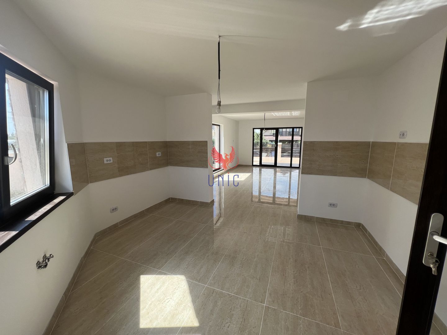 Vila la cheie P+1 zona Bordei - Poză 9