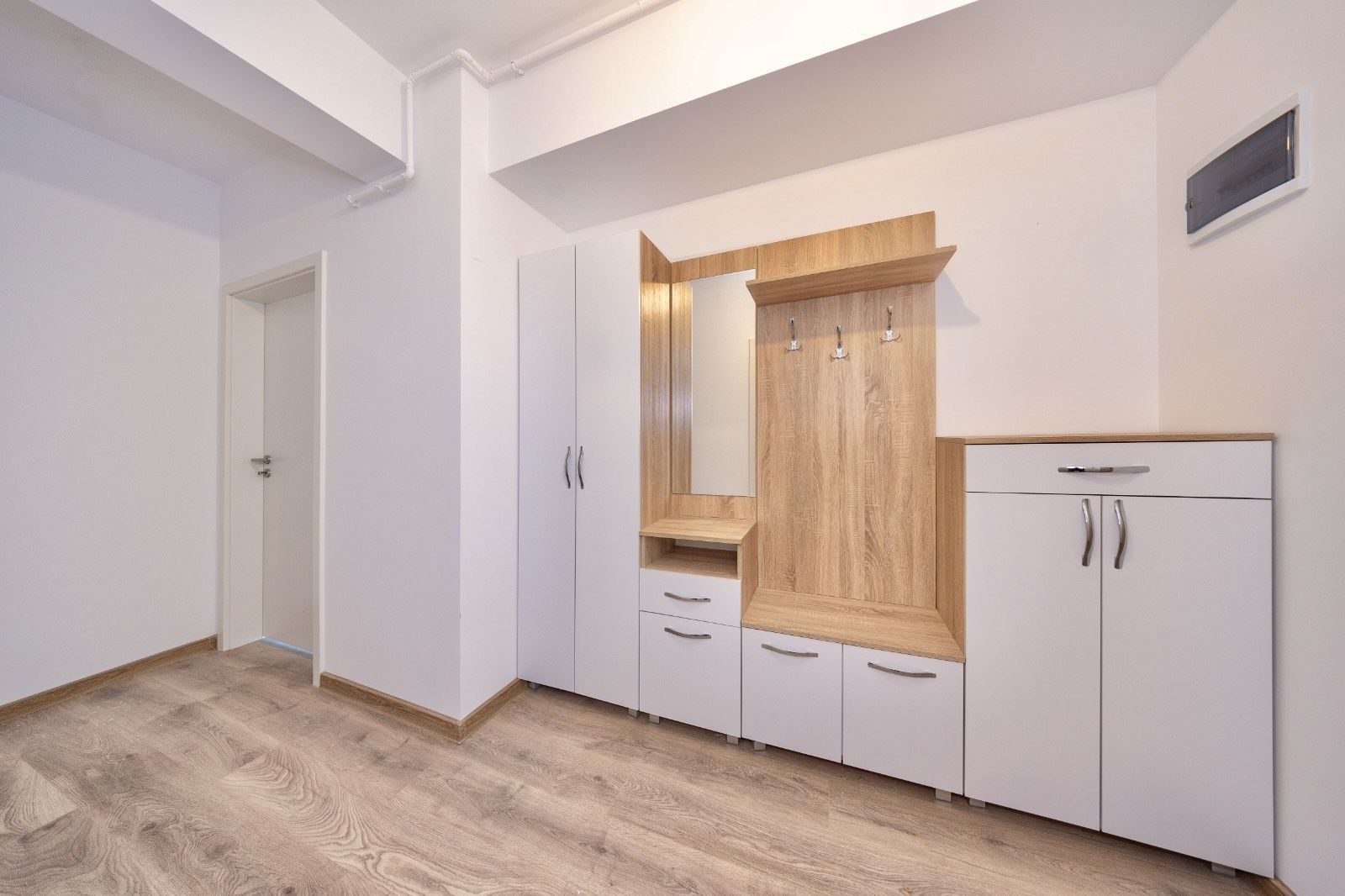 Studio 58 mp utili | 2 balcoane | Loc de parcare inclus | Zonă Coresi - Poză 9