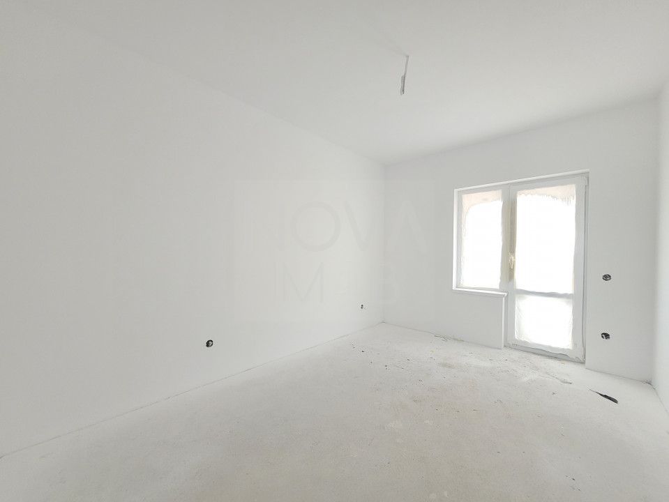 Apartament cu 2 camere, decomandat, Str. Doamna Stanca - Poză 9
