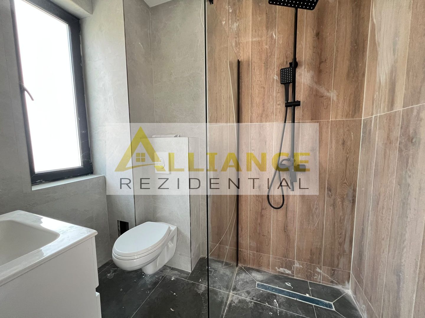 Vila de vanzare-4 camere-2 bai-Teren 350 MP - Poză 15