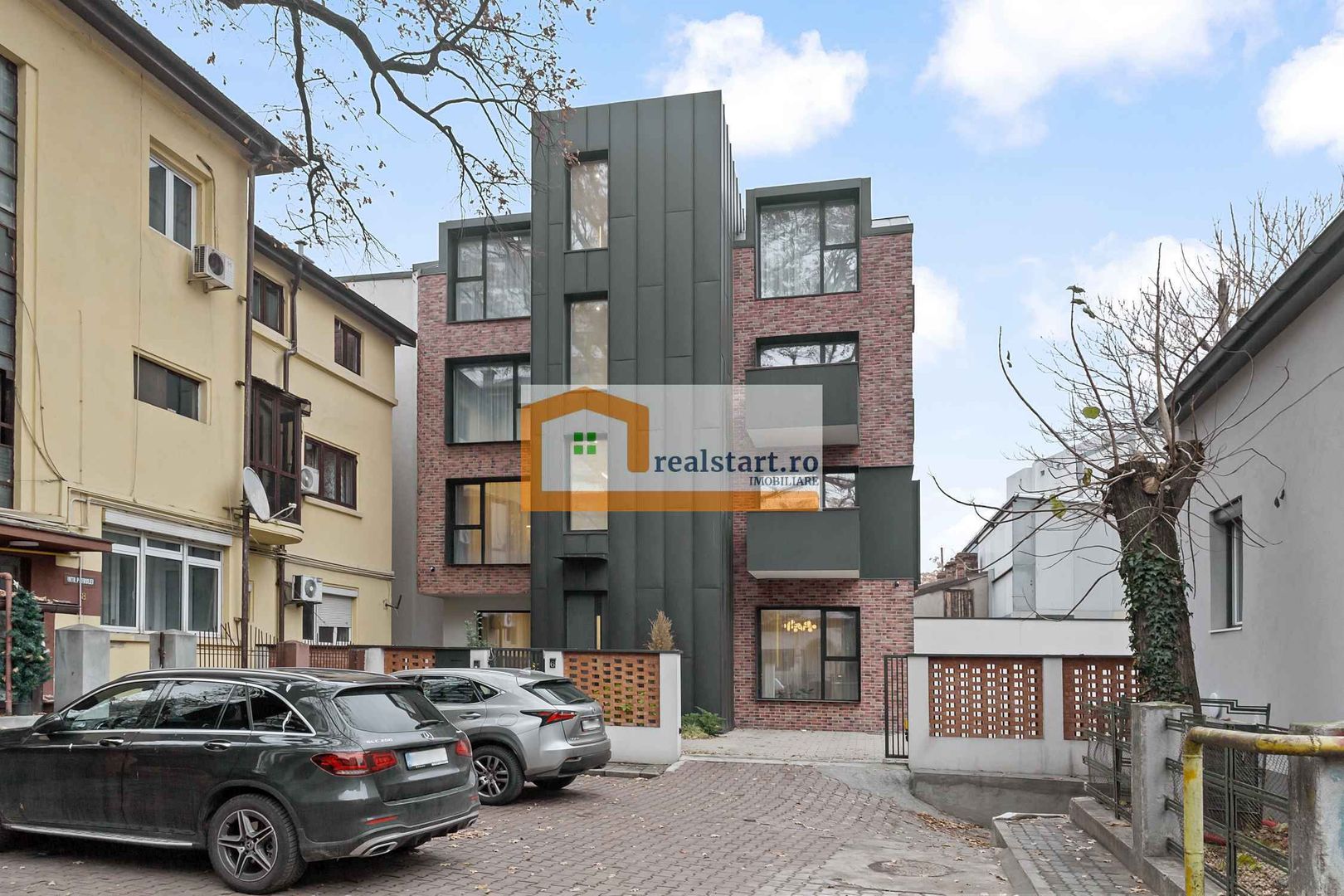 Vila individuala, acces metrou, 10 locuri parcare - Poză 37