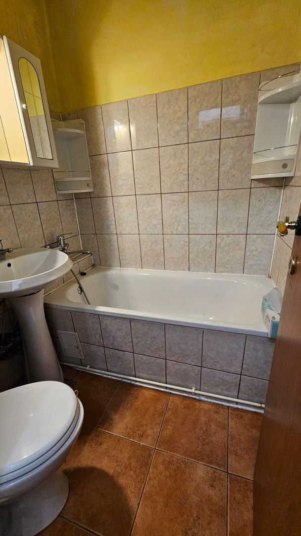 Apartament 2 camere,  bloc izolat, parter-zona Florilor. - Poză 5