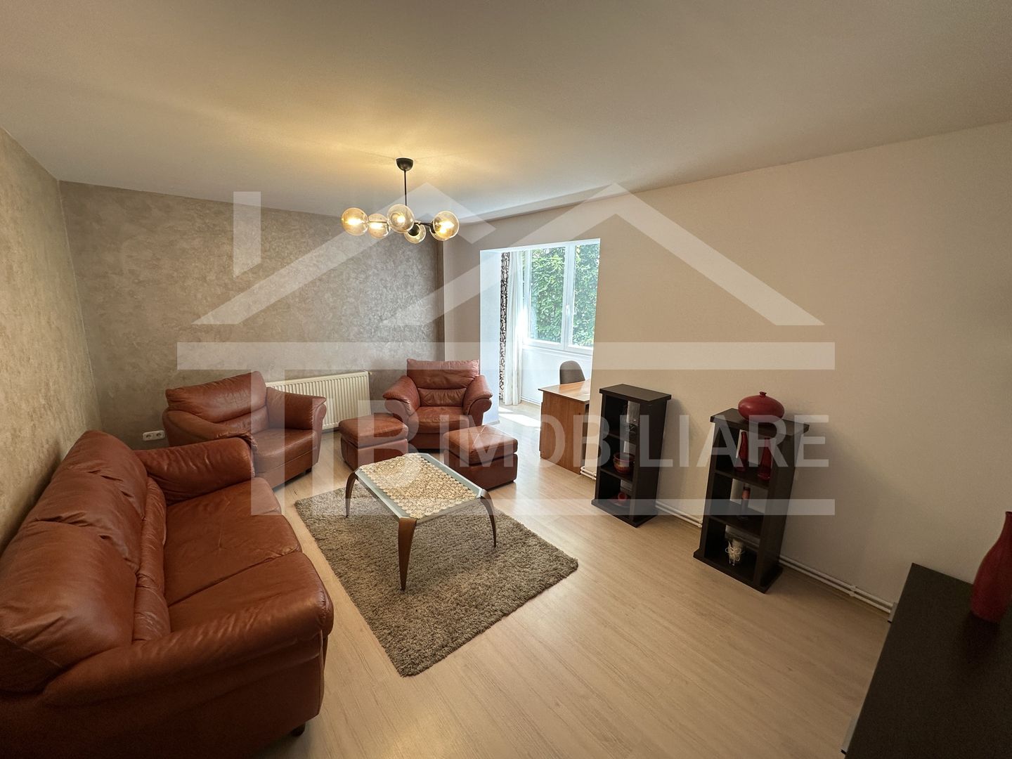 Apartament cu 2 camere, decomandat, 54mp, zona strazii Gloriei - Poză 2