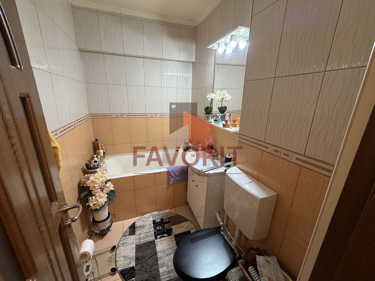 Etaj intermediar. Mobilat. Pozitie excelenta - Poză 15