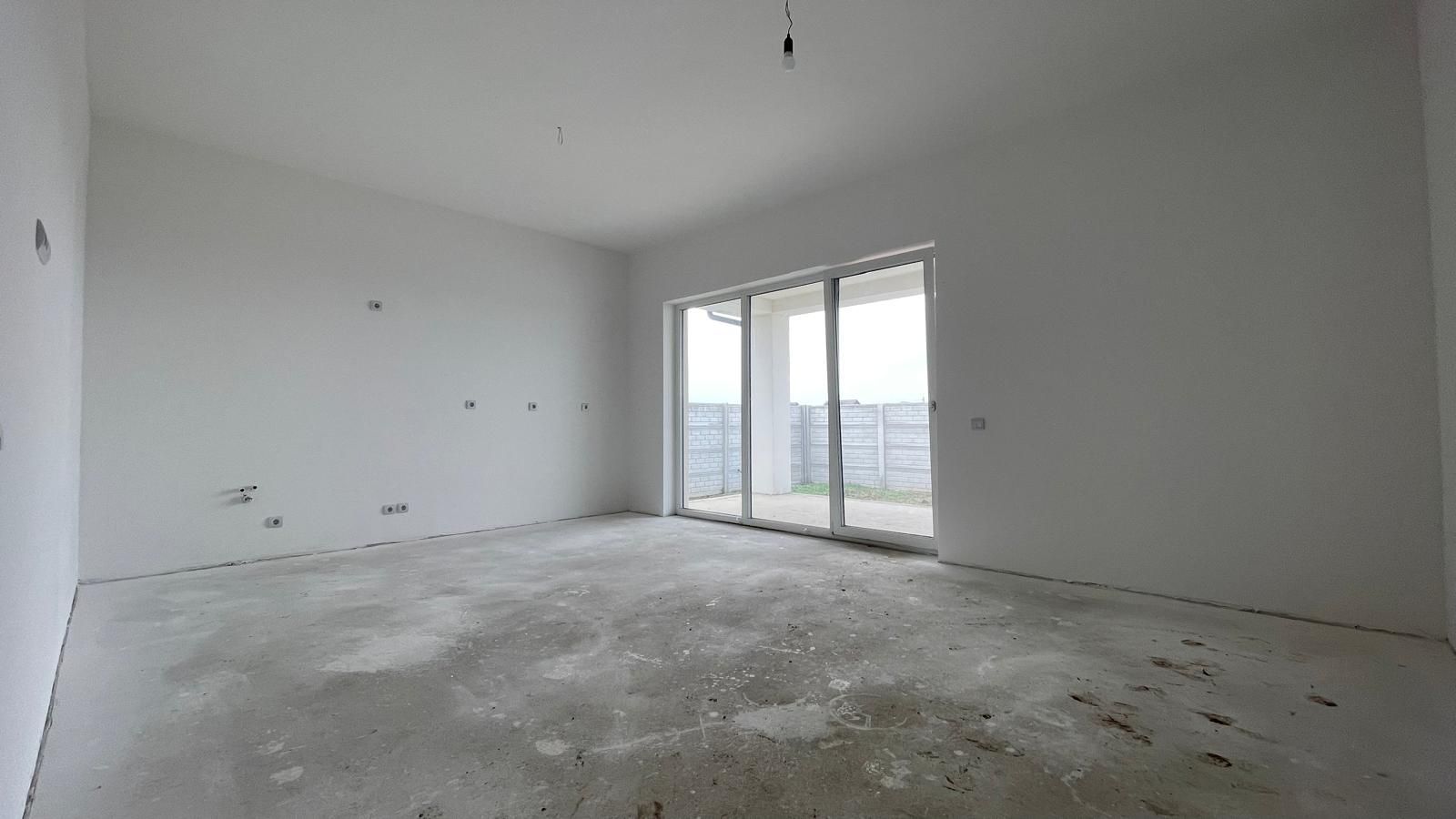 CASA CU 3 CAMERE, NOJORID - Poză 1