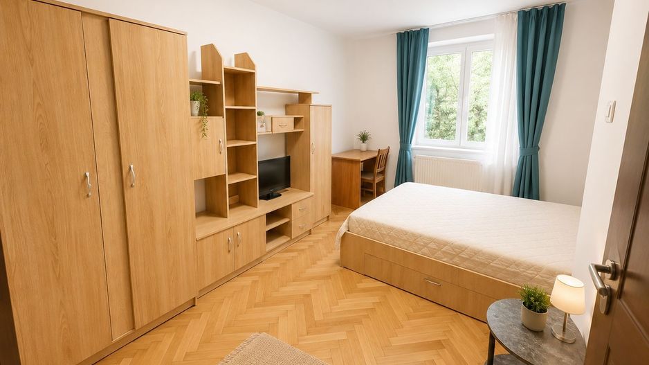 Apartament 2 Camere De Inchiriat | Decomandat | Central | The Office | Etaj 3/4 - Poză 2