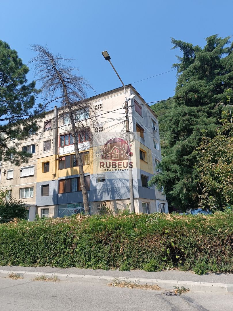 Apartament 2 camere Orșova | 54 mp, mobilat, renovat, gata de mutare - Poză 1