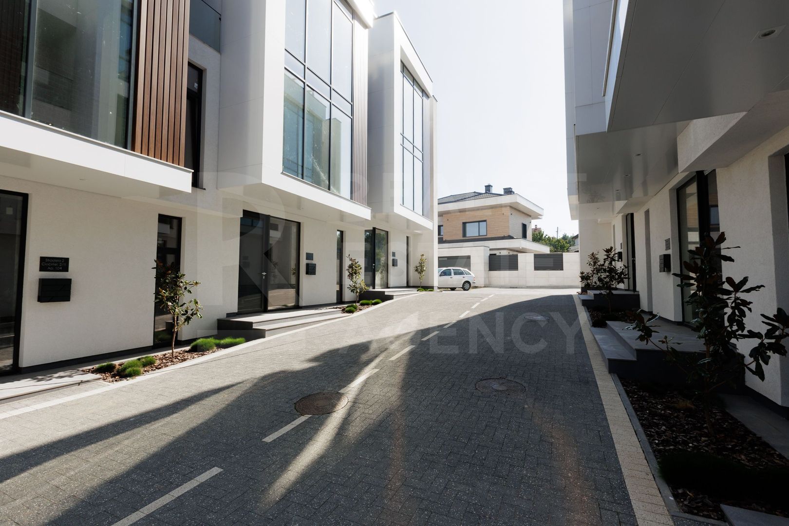 Vânzare, townhouse, 235 mp, Stradela Ciocarliei, Telecentru - Poză 2