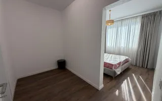 Vila moderna cu arhitectura deosebita gata sa devina acasa - Poză 16