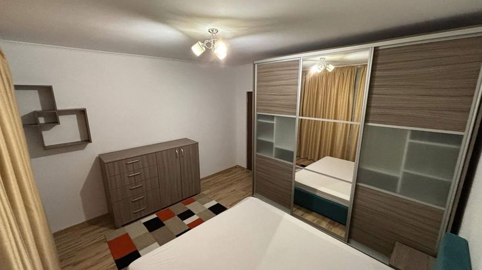 Inchiriez Apartament 2 Camere - Poză 4