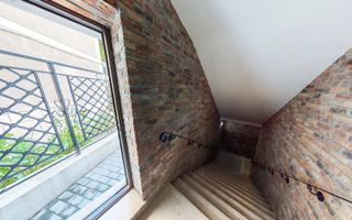 Închiriere spațiu comercial – Centrul Vechi București, lângă Hanul lui Manuc - Poză 11