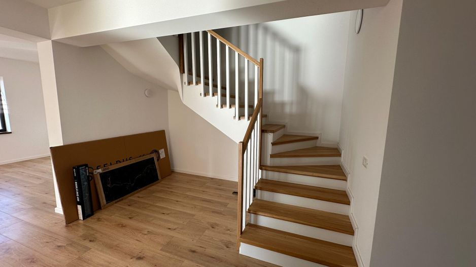 Casa moderna cu mansarda |de inchiriat | Voluntari - Poză 12