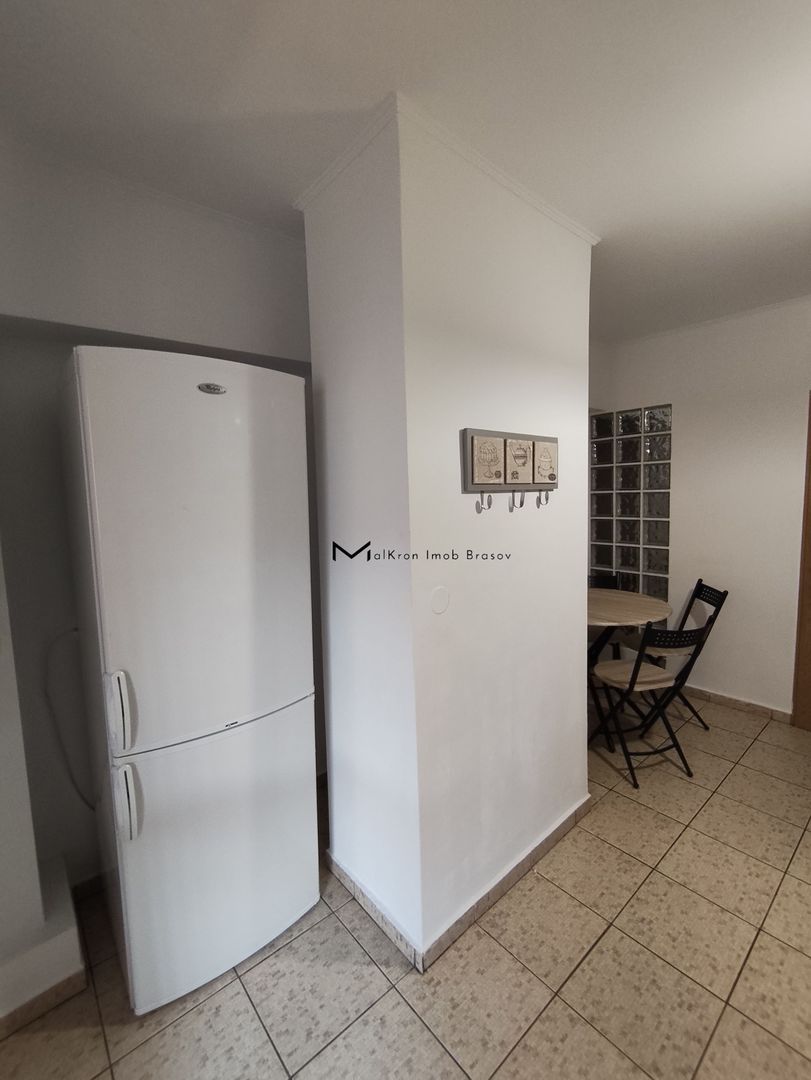 Apartament spațios de închiriat 3 camere Racadau - Poză 8