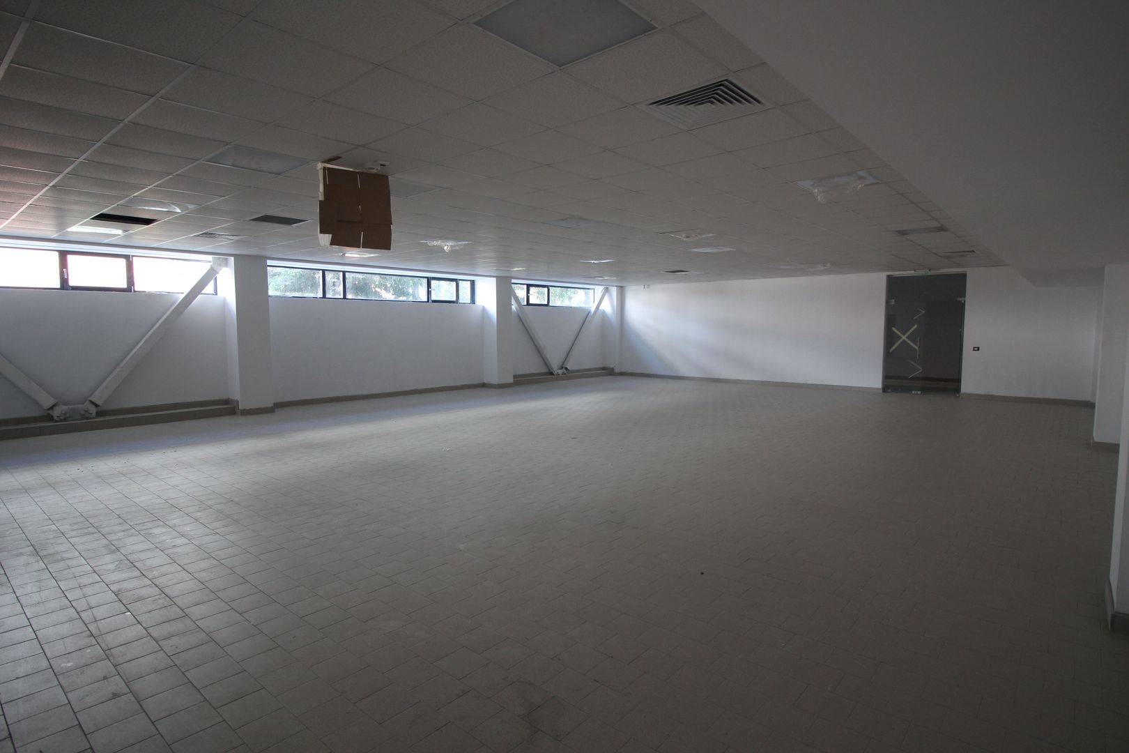 Spațiu comercial / shworoom 1.000 mp - Poză 6
