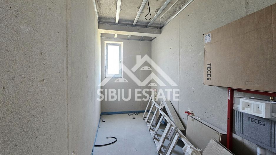 Casa noua 4 camere Selimbar central - Poză 25