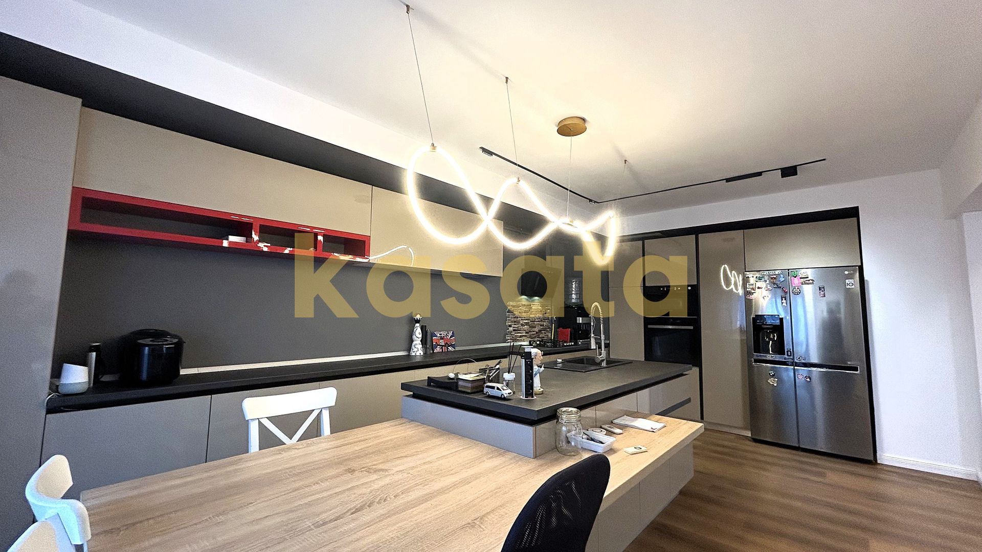 4 camere I Cosmopolis I 125 utili I vedere panormica I parcare - Poză 5