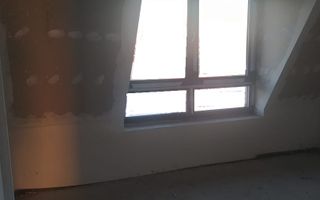 Casa de vanzare tip duplex in cartierul Europa,zona Bibescu - Poză 16