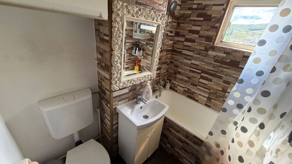 Apartament 3 camere, decomandat  - zona Cetate - Poză 7