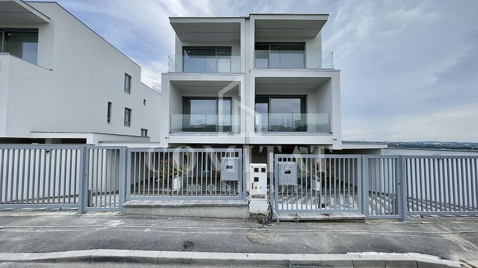 Case tip duplex deosebite | poziționare cu panoramă | cartier Borhanci - Poză 1