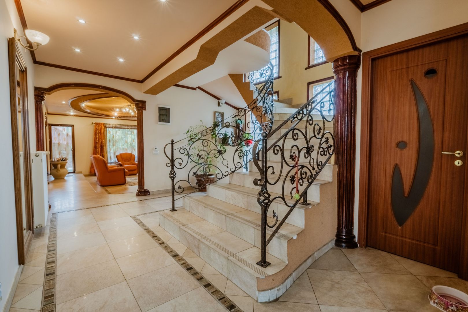 Vilă 6 camere în cartierul Alfa - Poză 14