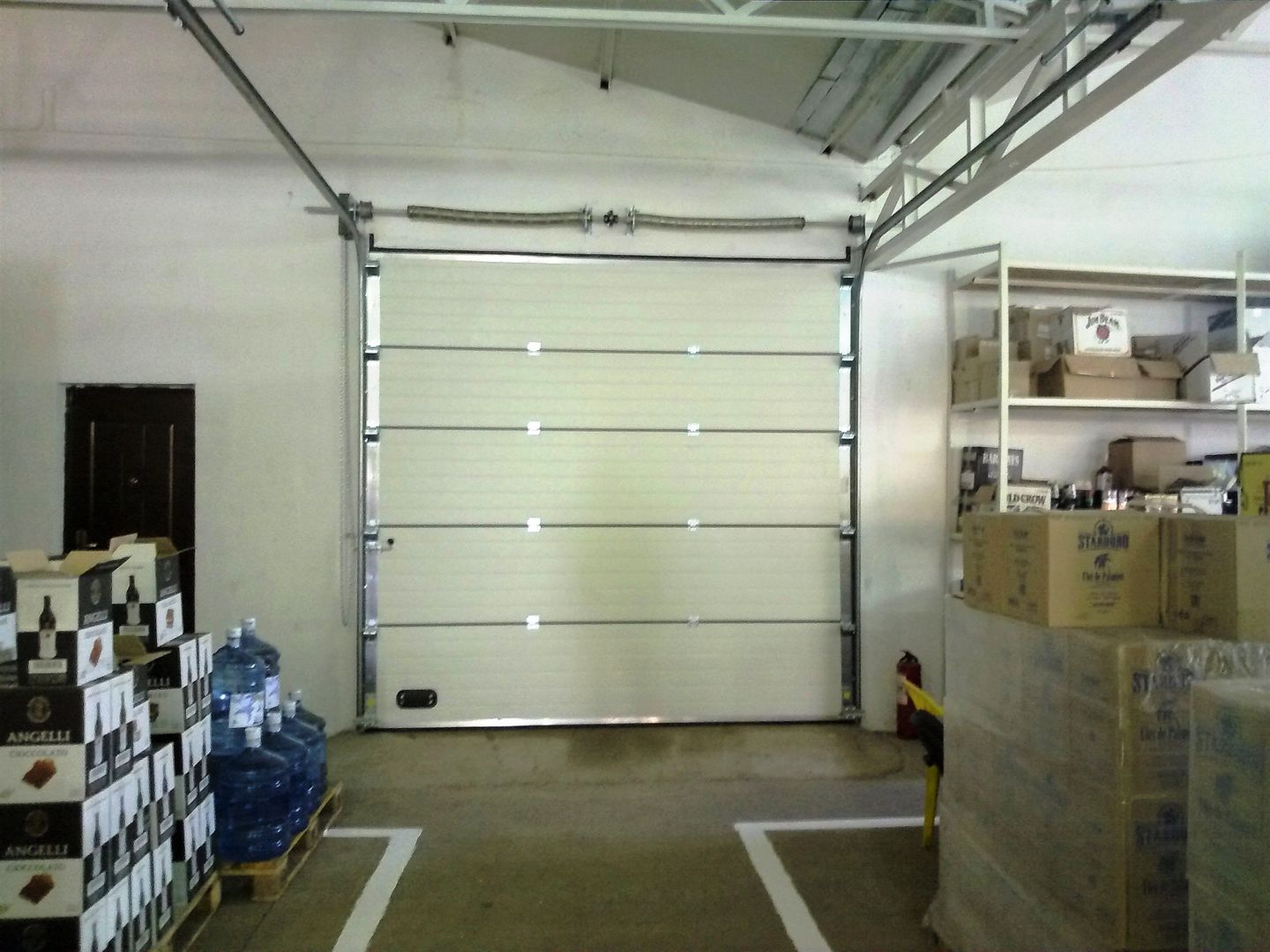 Cladire depozit si birouri cu chirias-Oportunitate investitie - Poză 5