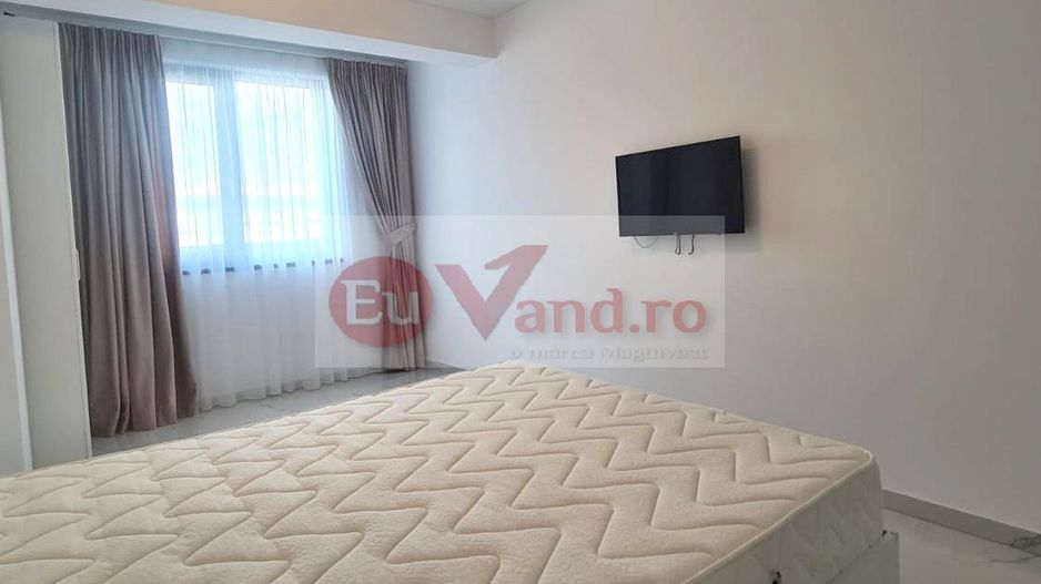 De vanzare apartament cu 2 camere Micro 17, bloc Roka - Poză 2