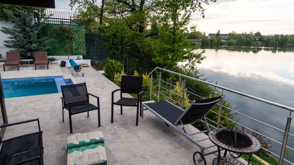 Vilă cu acces direct la lac | Piscină încălzită, sauna - Poză 5