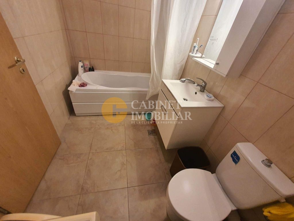 Cug Etaj 3 cu Pod Apartament cu 1 camera 45 mp - Poză 7