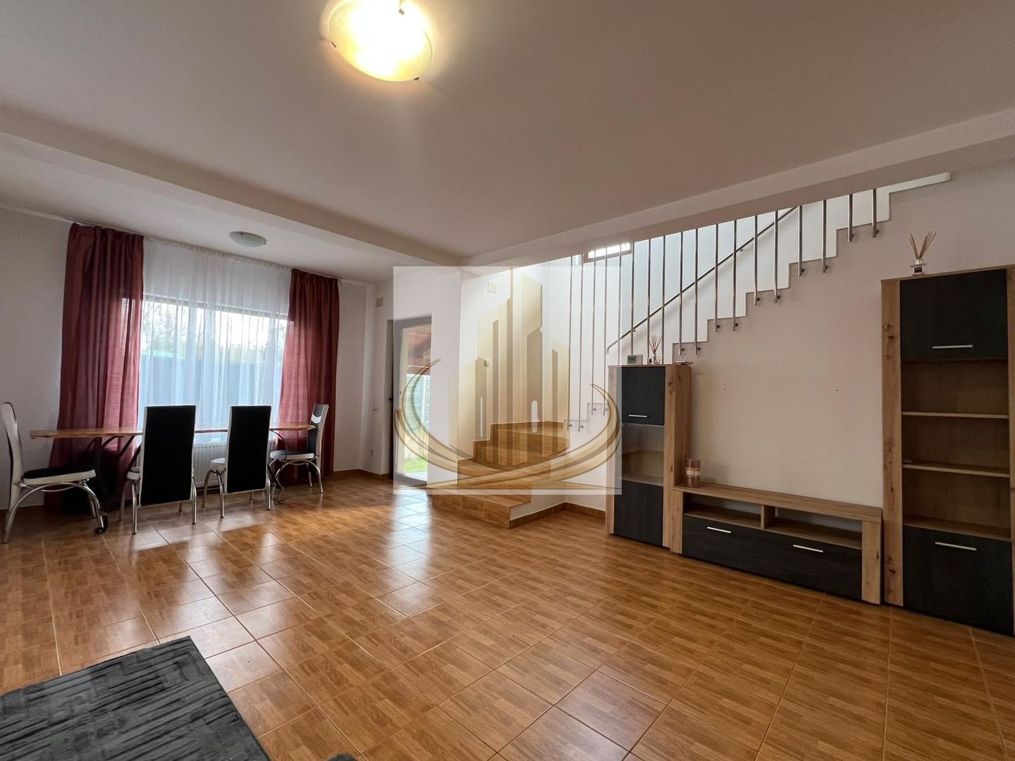 Casă individuală, 115 mp – Dumbrăvița, zonă liniștită, aproape de lac - Poză 8