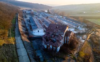 Fosta Ferma a Partidului de la Horgesti - de vanzare - Poză 16