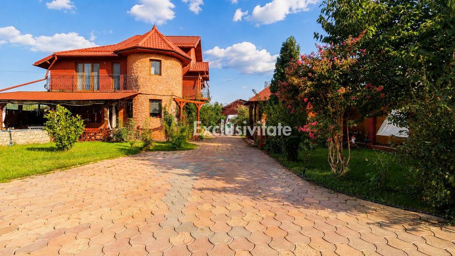 Vilă individuală cu 5 camere, piscină și curte generoasă | Mogoșoaia - Poză 32