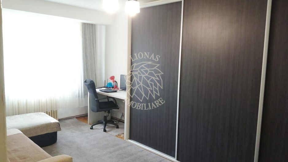 Apartament 3 camere 80 mp-balcon 6 mp-parcare-Zona Independentei - Poză 1