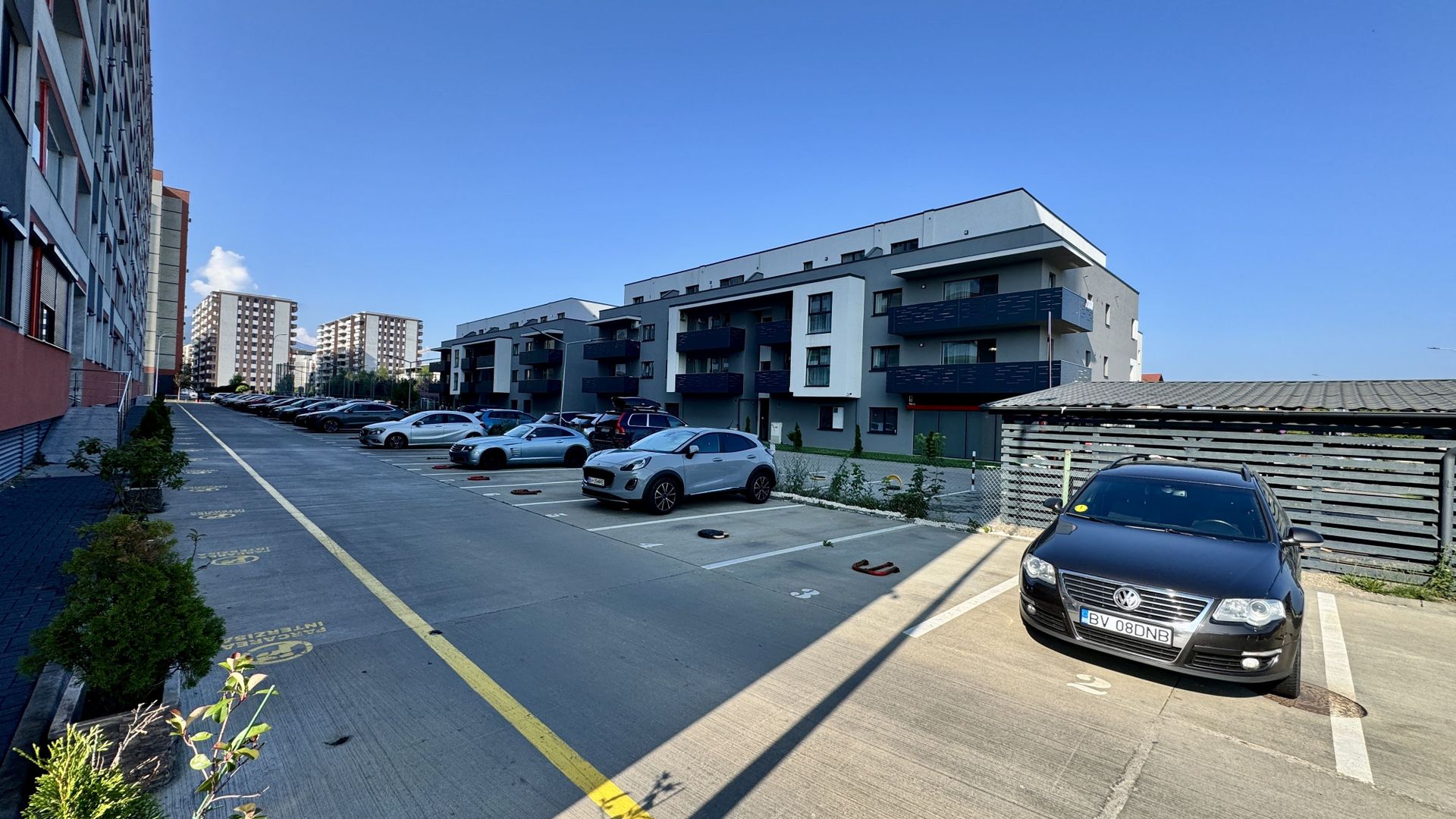 Garsonieră nouă de închiriat, prima închiriere, Strada Nicolae Labiș, Tractorul - Poză 23