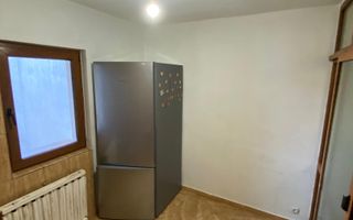 Nicolina - Cug - 4 Camere Decomandat -Etaj 3 - Bloc 1986 - Poză 10