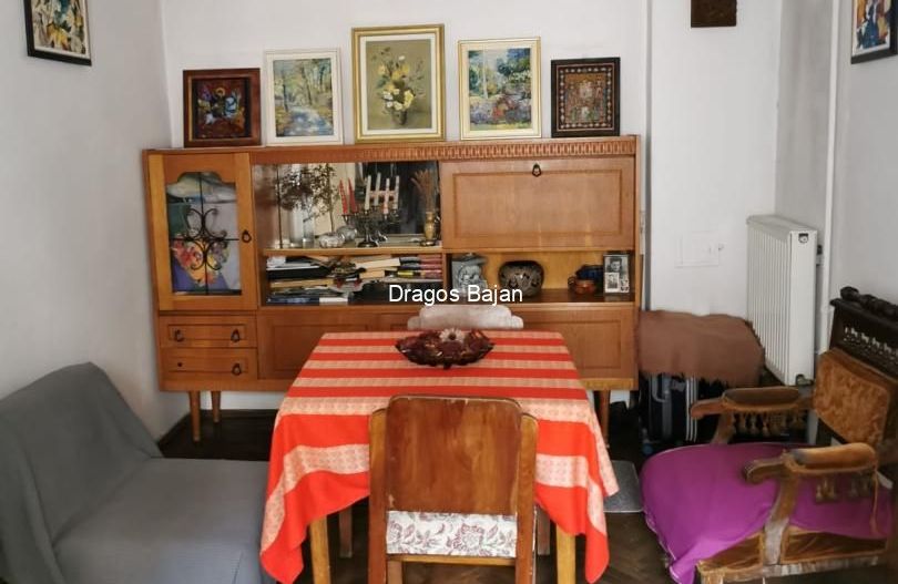 Curte in proprietate exclusiva // 180mp // Acces stradal - Poză 9