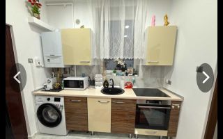 BRASADAS vinde ap 2 cam 40 mp. in zona CENTRALA la etajul 1. - Poză 2