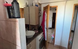 Apartament cu 3 camere, stil rustic, Baciu, zona Petrom - Poză 4