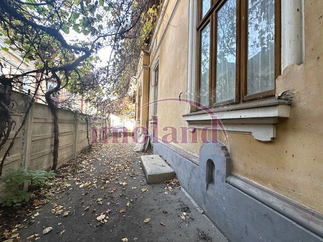 Vanzare teren 460mp cu imobil arhitectura neoromaneasca - Victoriei- Capitale - Poză 3